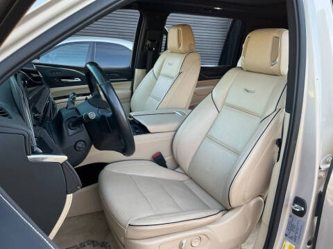 2022 Cadillac Escalade ESV Premium Luxury