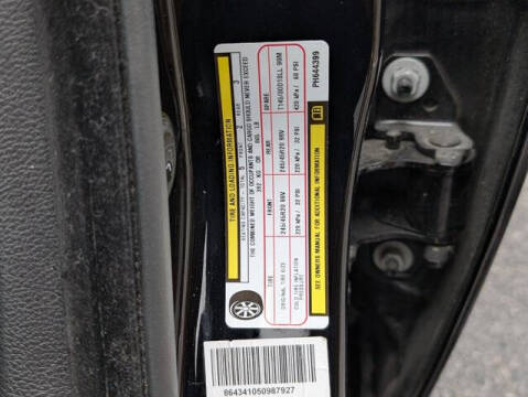 2023 Chrysler 300 S V8