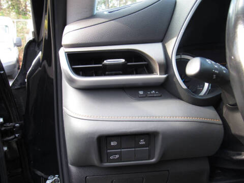 2023 Toyota Highlander Hybrid Bronze Edition