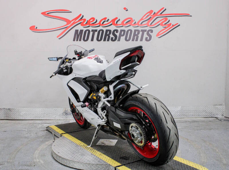 2021 Ducati Panigale V2