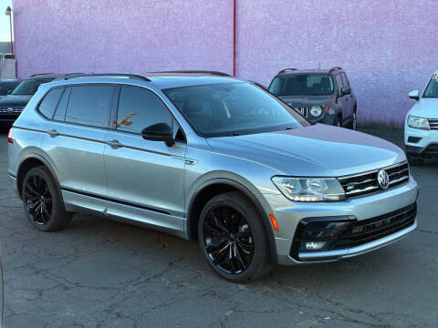 2021 Volkswagen Tiguan SE R-Line Black
