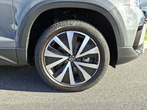 2022 Volkswagen Taos SE 4Motion