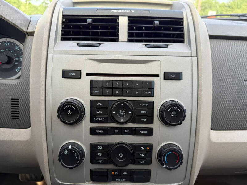 2011 Ford Escape XLT