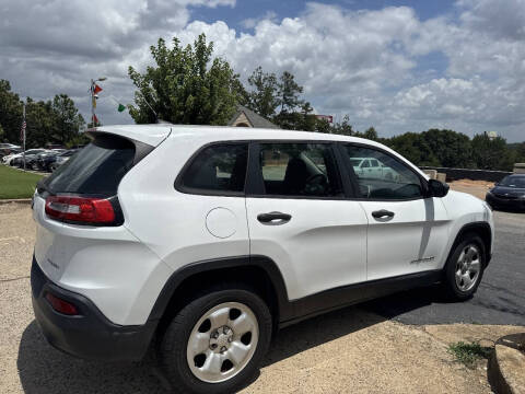 2016 Jeep Cherokee Sport