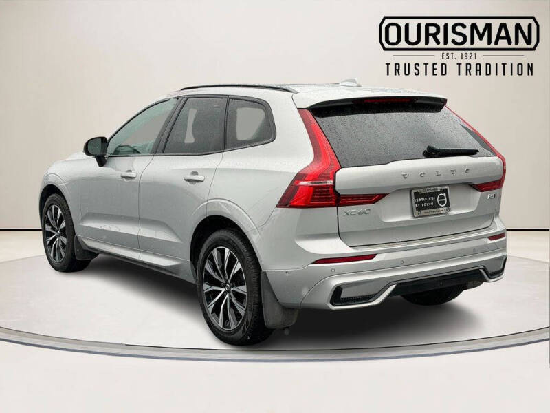 2023 Volvo XC60 B5 Plus Dark Theme