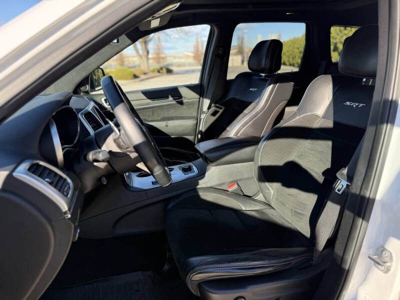 2014 Jeep Grand Cherokee SRT