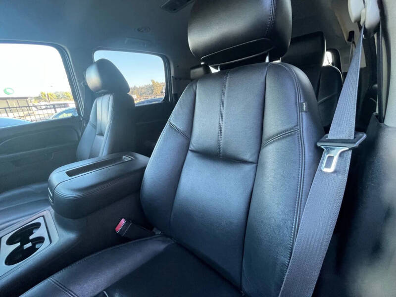 2012 Chevrolet Suburban LT