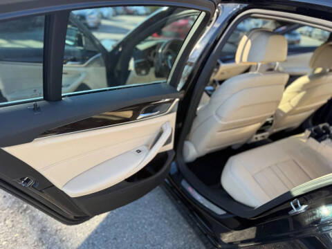 2017 BMW 5 Series 530i