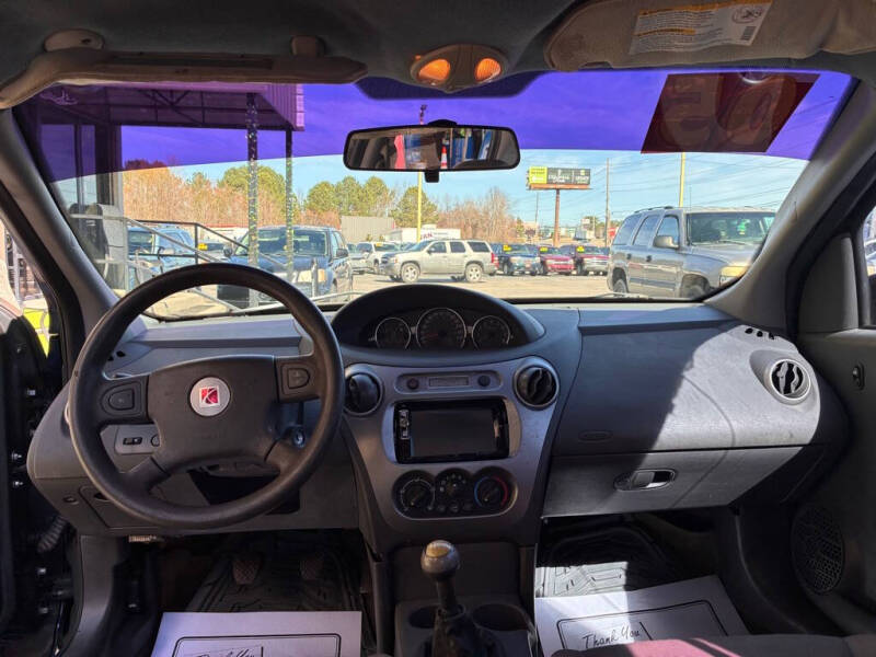 2005 Saturn Ion 2