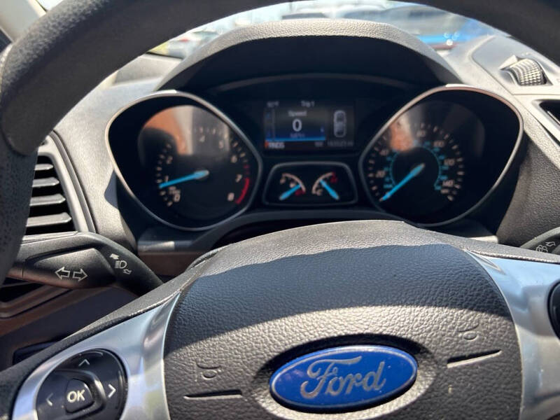 2016 Ford Escape S