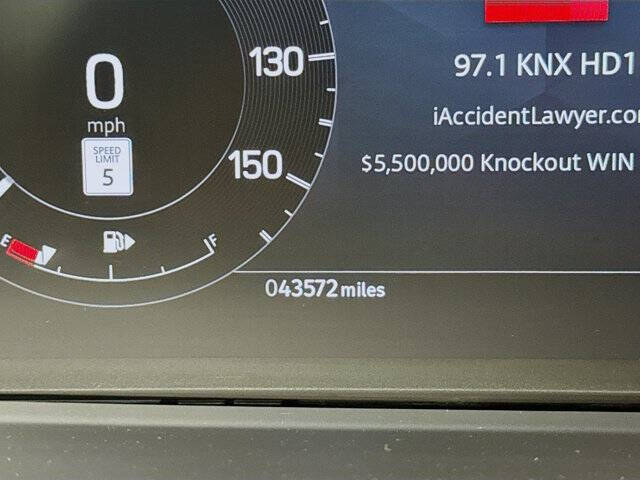 2024 Land Rover Discovery P300 S