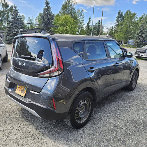 2024 Kia Soul LX