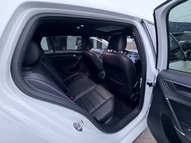 2020 Volkswagen Golf GTI S