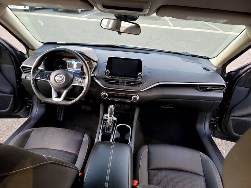 2021 Nissan Altima 2.5 SV