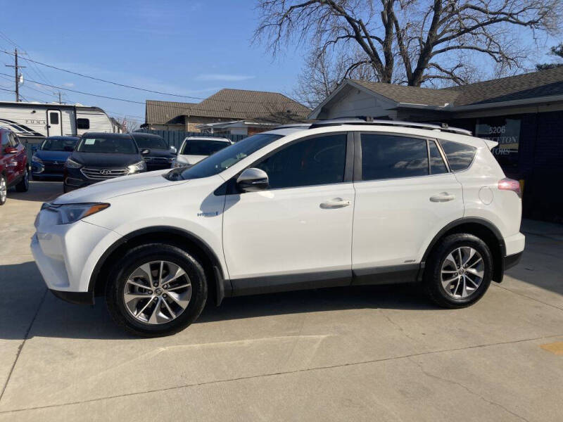 2017 Toyota RAV4 Hybrid LE Plus