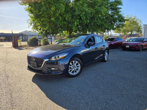2017 Mazda MAZDA3 Sport