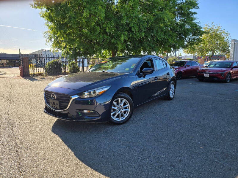 2017 Mazda MAZDA3 Sport