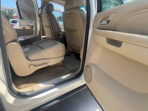 2013 Cadillac Escalade ESV Luxury