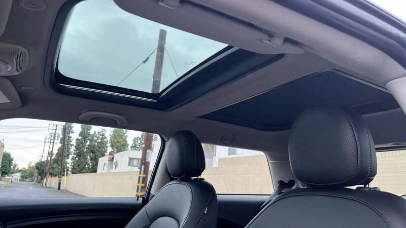 2015 MINI Hardtop 2 Door Cooper