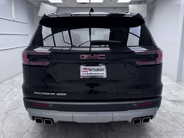 2024 GMC Acadia Elevation