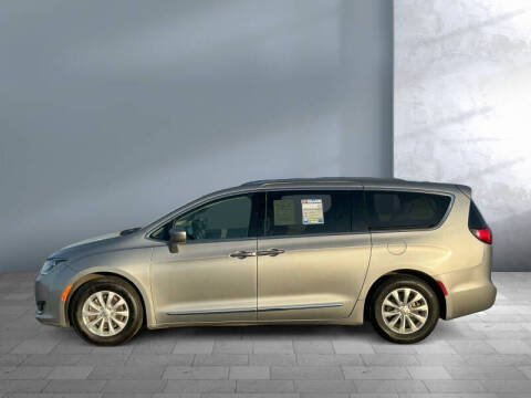 2018 Chrysler Pacifica Touring L Plus