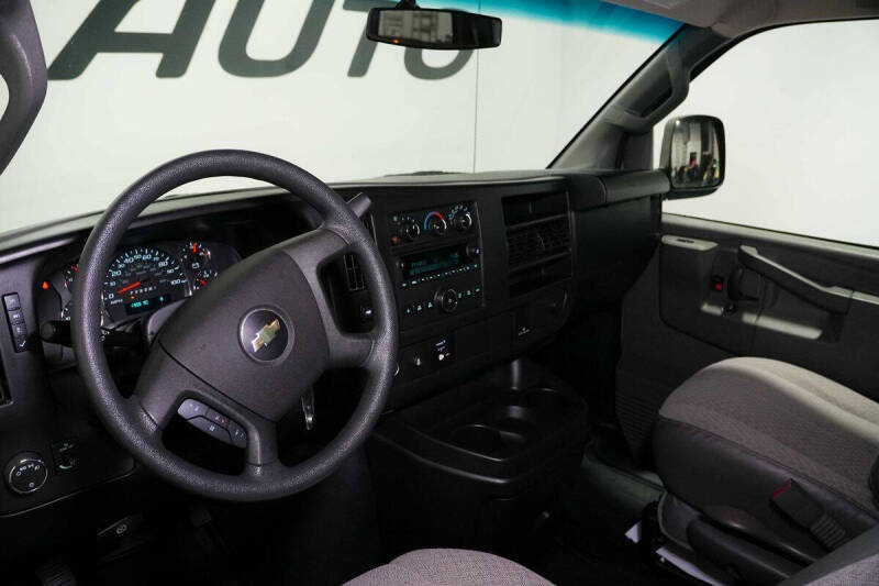2017 Chevrolet Express LT 3500