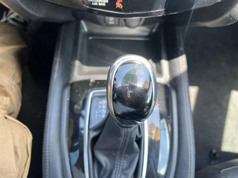 2017 Nissan Rogue
