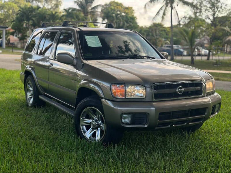 2004 Nissan Pathfinder LE Platinum