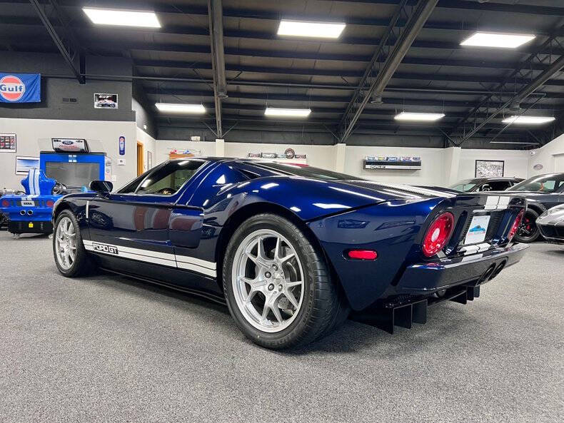 2005 Ford GT