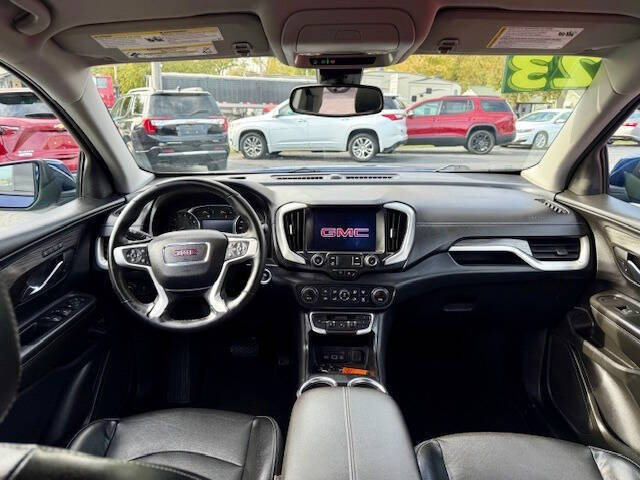 2023 GMC Terrain SLT