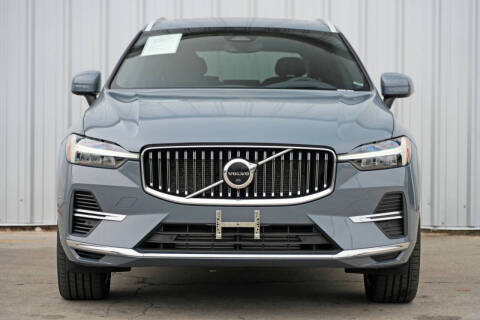2022 Volvo XC60 Recharge T8 Inscription Expression