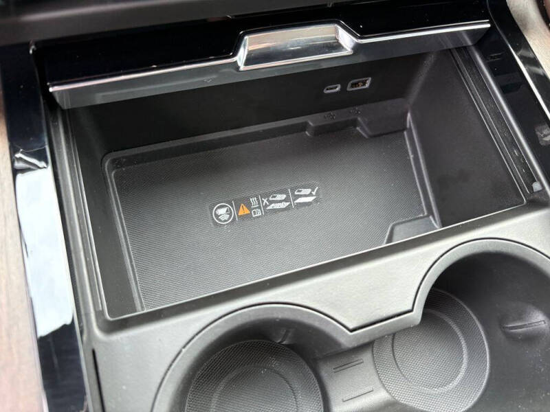 2025 GMC Yukon Denali Ultimate