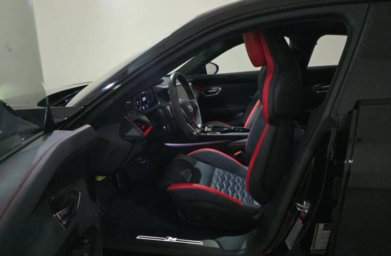 2023 Audi RS e-tron GT quattro