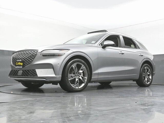 2023 Genesis Electrified GV70