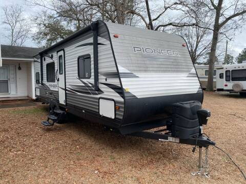 2020 Heartland Pioneer 260BH for sale at C M Motors Inc in Florence SC