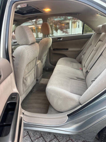 2005 Toyota Camry SE