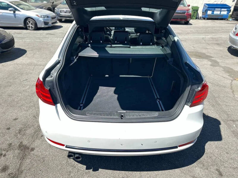 2016 BMW 3 Series 328i xDrive Gran Turismo