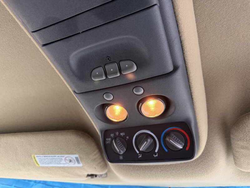 2001 Chevrolet Express G1500 LT