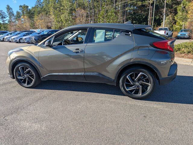 2021 Toyota C-HR XLE