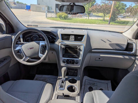 2015 GMC Acadia SLE-2
