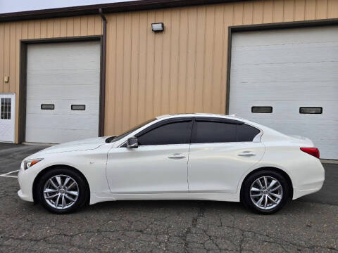 2015 Infiniti Q50 Premium