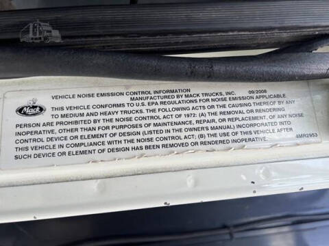 2009 Mack Pinnacle