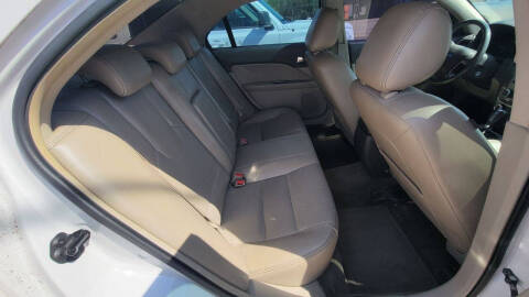 2011 Ford Fusion SEL