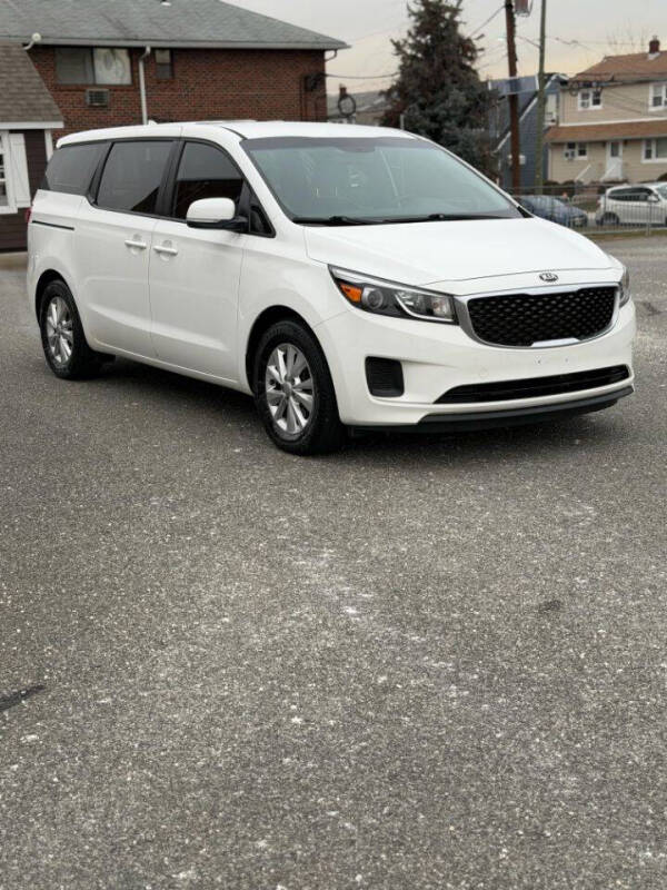 2017 Kia Sedona L