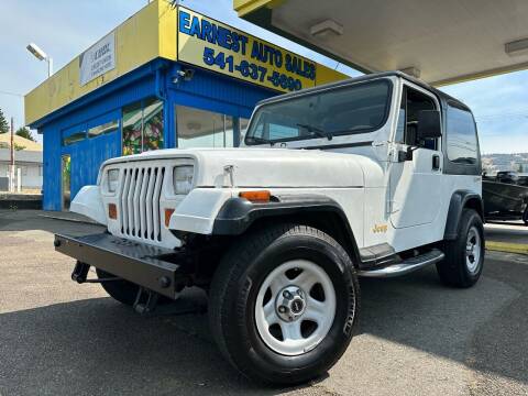 1995 Jeep Wrangler for sale at Earnest Auto Sales in Roseburg OR