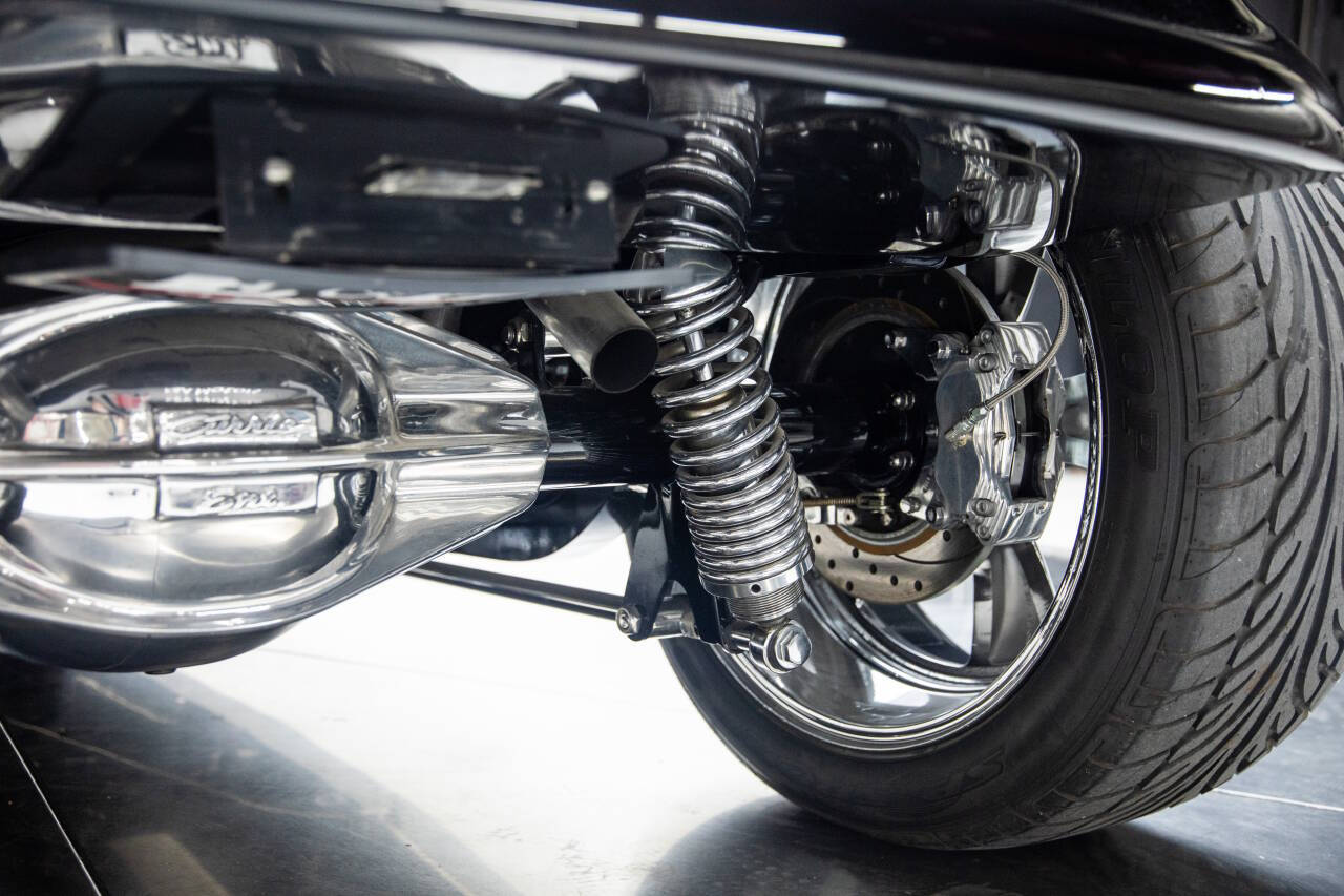 1933 Ford Model 40 43