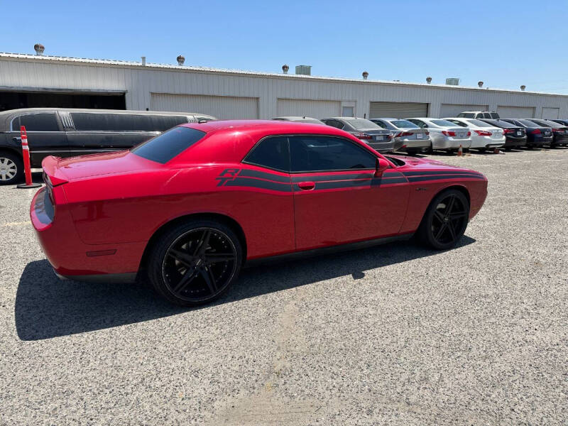 2012 Dodge Challenger R/T Plus