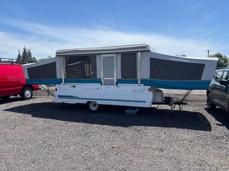 1996 coleman camp trailer tent trailer