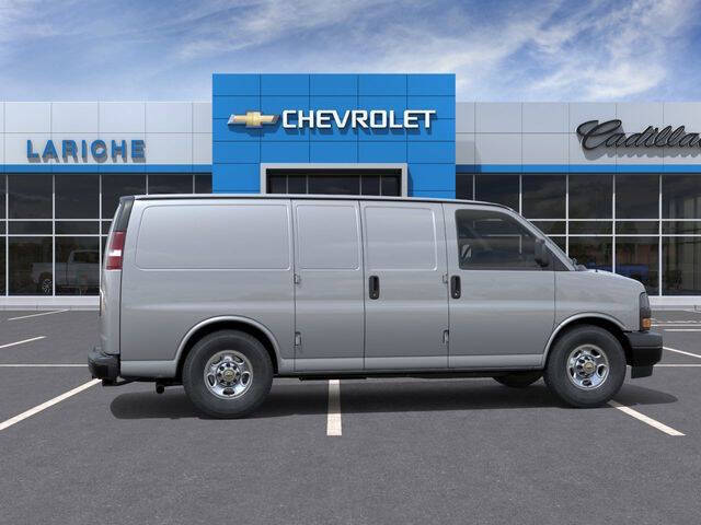 2025 Chevrolet Express 2500