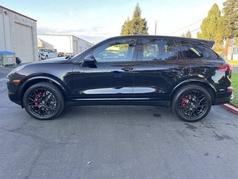 2017 Porsche Cayenne
